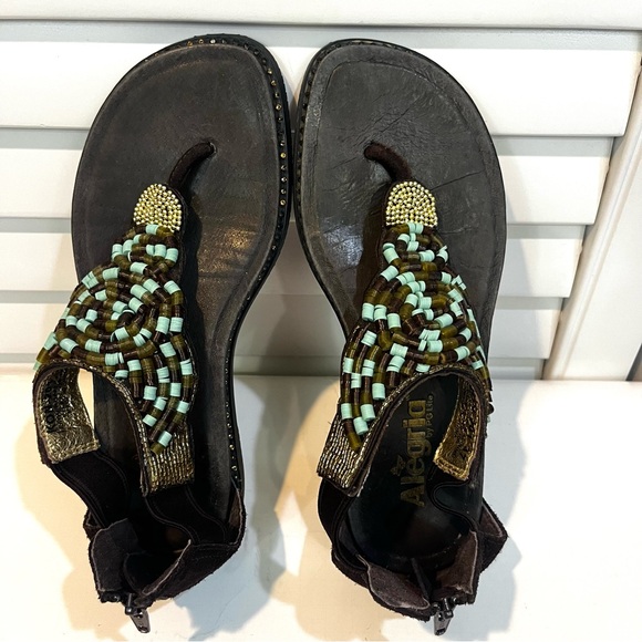 Womens Alegria Zan Choco size 37 Boho Beaded Gladiator Thong Sandals - Picture 1 of 9
